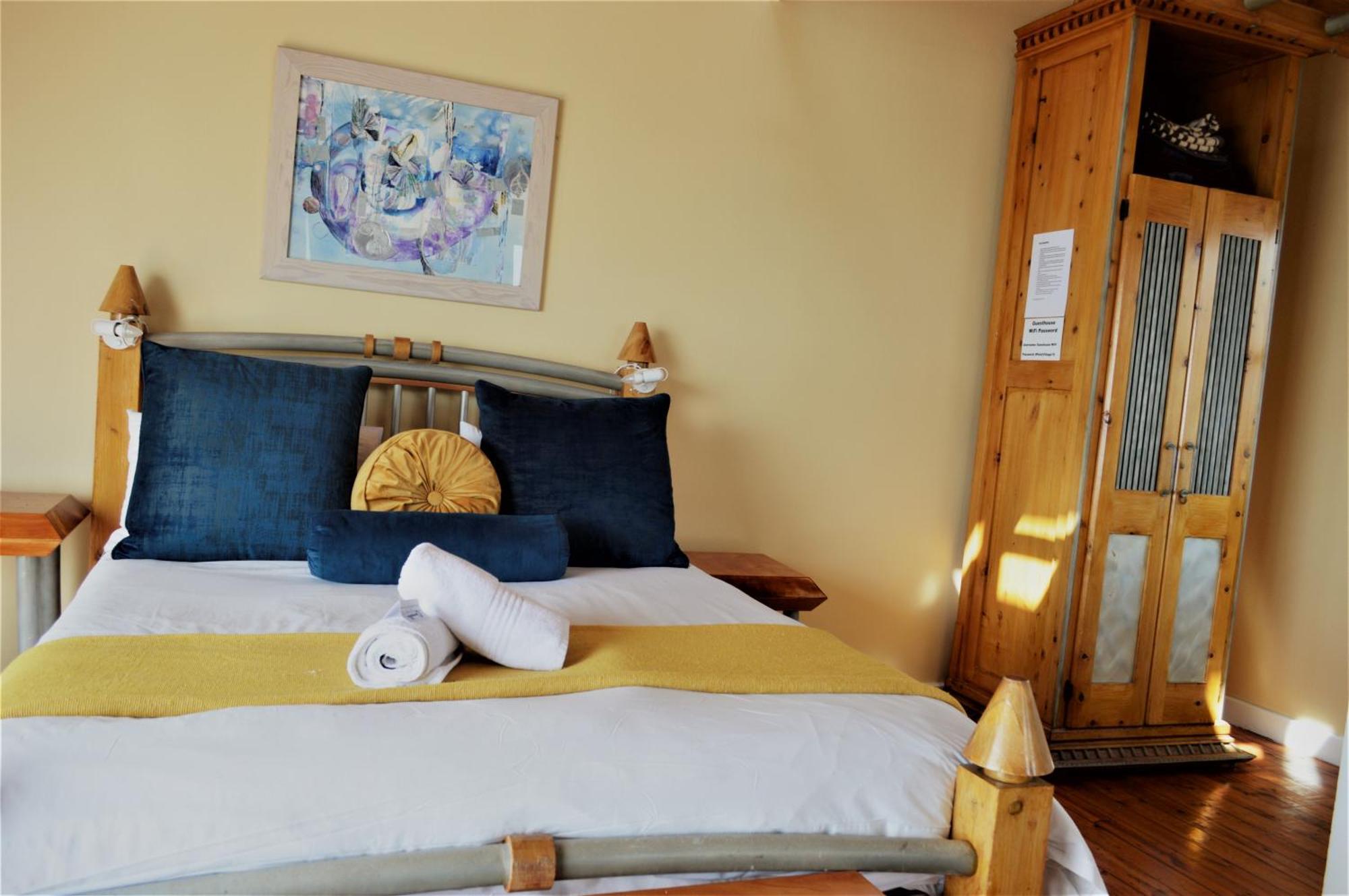 Point Village Guest House Mossel Bay Extérieur photo